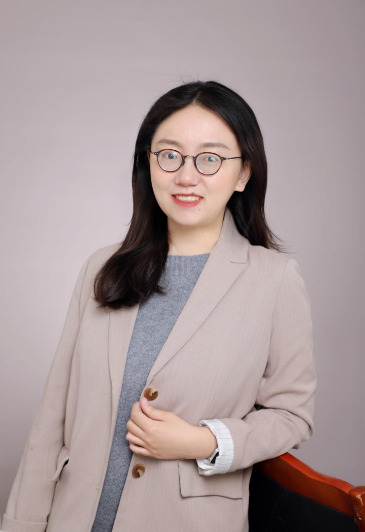 本科教学干事：袁晓